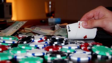 poker games video