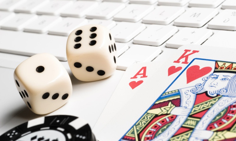 online card gambling